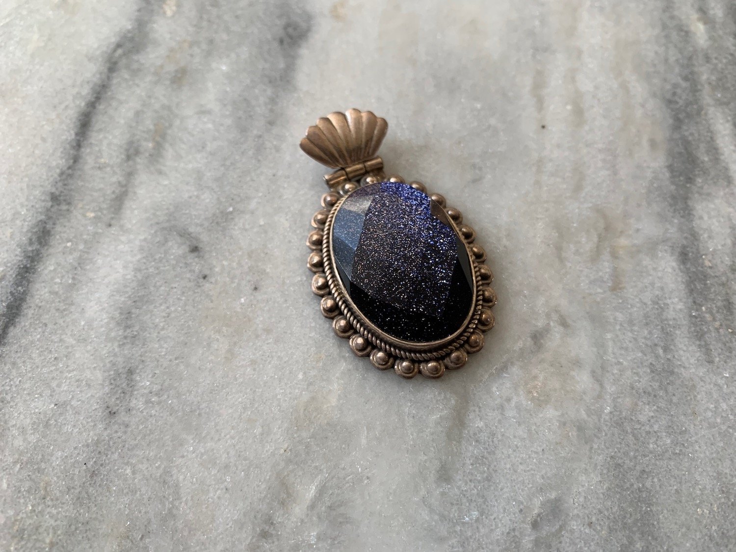 Sun Sitara Oval Pendant