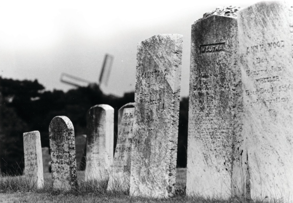 Nantucket Coloured Cemetery2.PNG