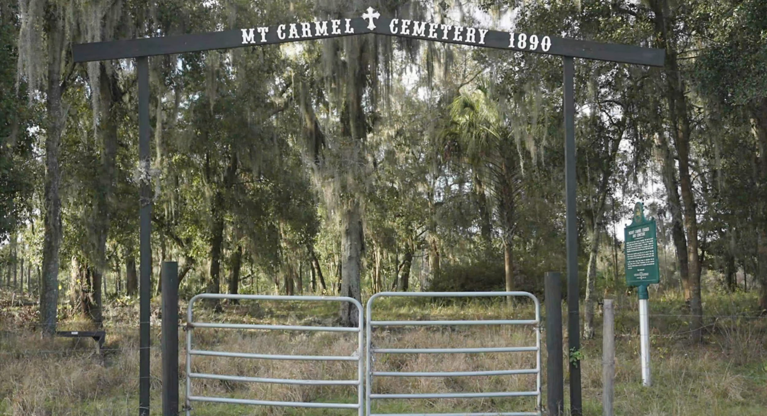 Mt Carmel Cemetery Front Gate.jpg