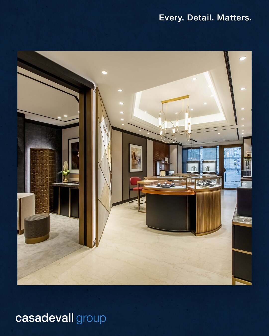 This Vacheron boutique is breathtaking 🙌
What's your favorite detail in this store? Let us know in the comments 👇
.
.
.
#EveryDetailMatters #luxurydisplays #luxurymillwork #luxurypackaging #highenddisplay #attentiontodetail #details #luxury #highen