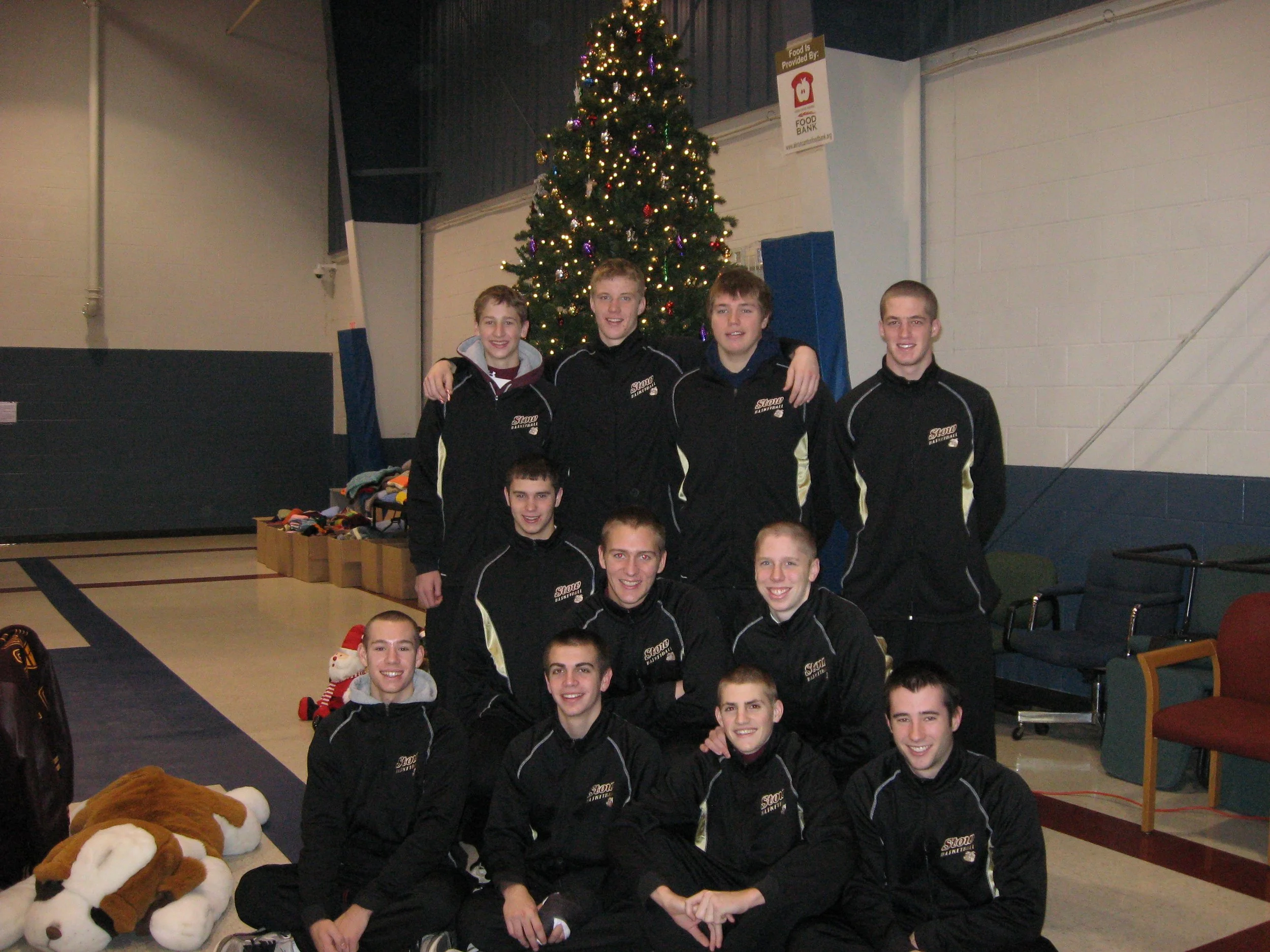 CHRISTMAS 2009 DISTRIBUTION DAY 010.jpg