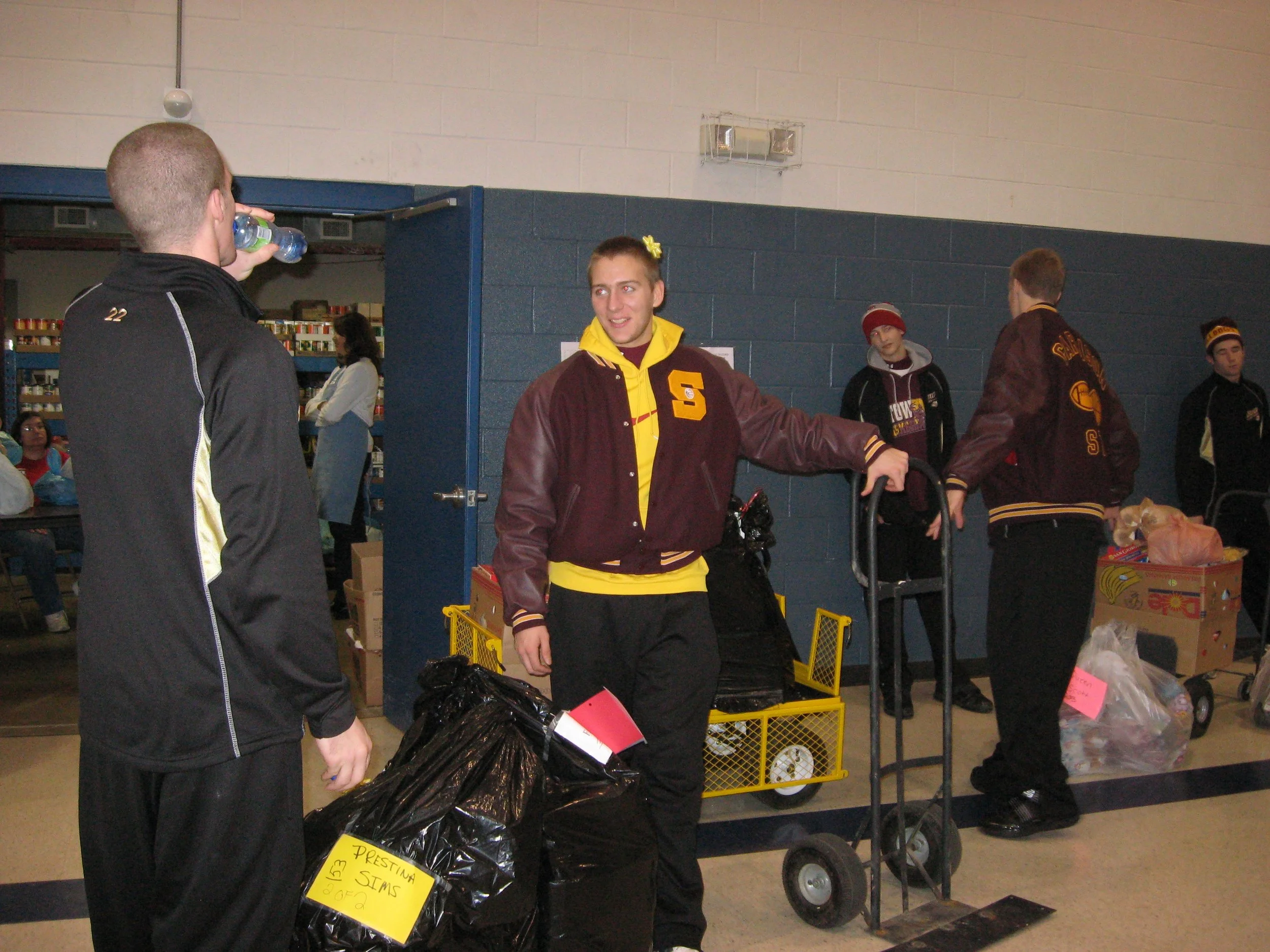 CHRISTMAS 2009 DISTRIBUTION DAY 044.jpg