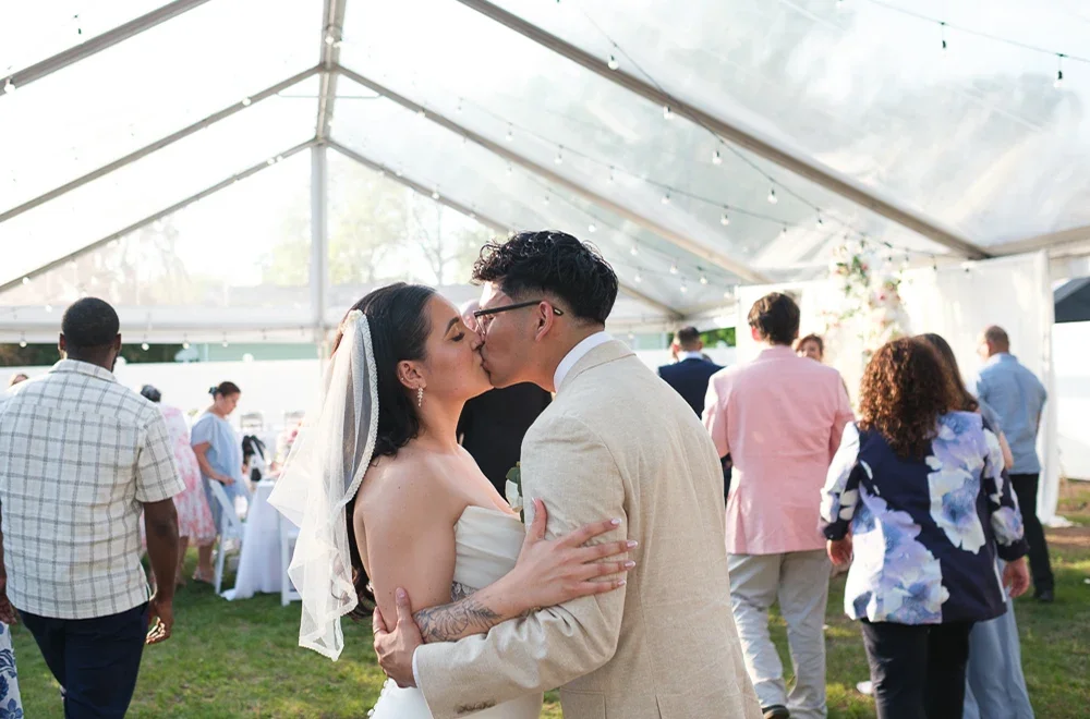 What Is a Micro-Wedding? Complete Guide for Modern Couples with Amy Milstein’s Personal Photography Approach