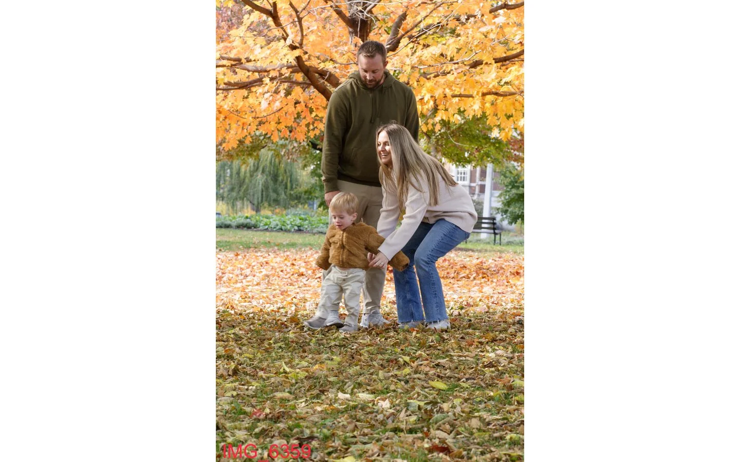 25.11.4_Janeway Family_web-20.jpg