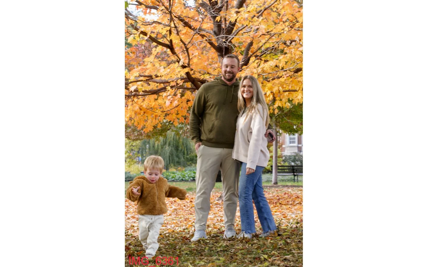 25.11.4_Janeway Family_web-22.jpg