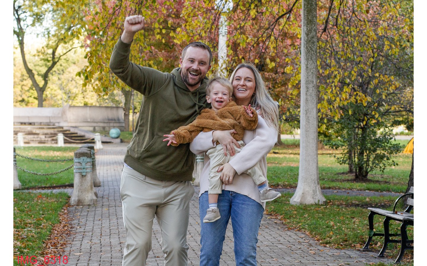 25.11.4_Janeway Family_web-07.jpg