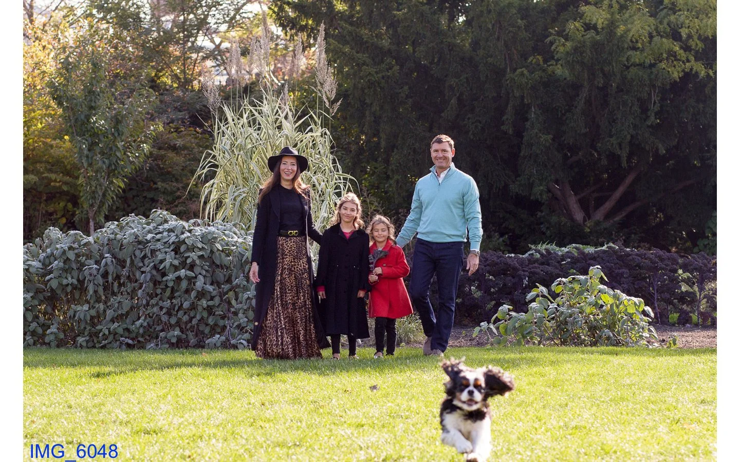 25.11.1_Layda Family_web-01.jpg