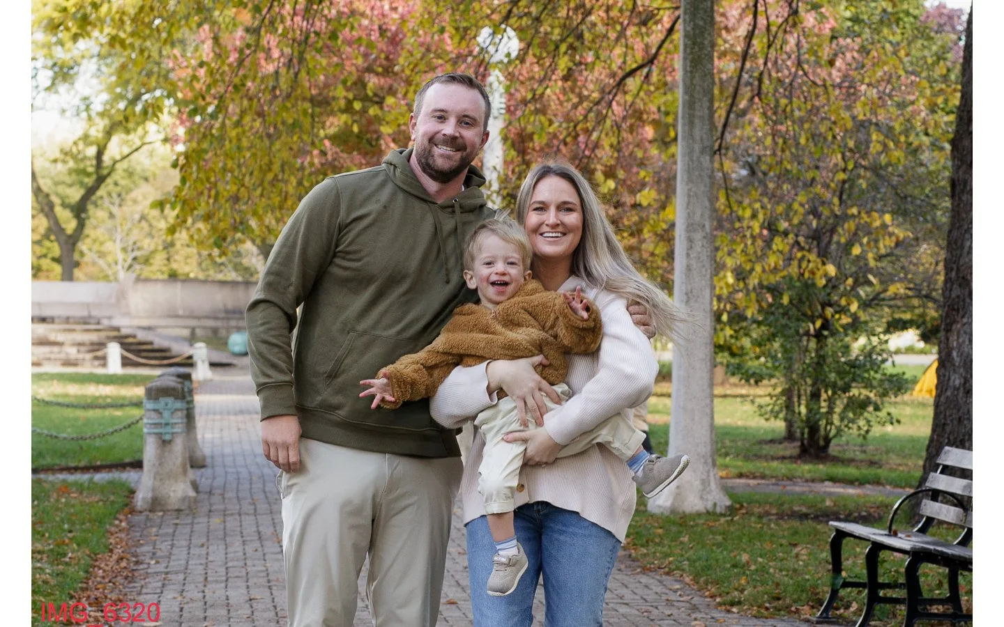 25.11.4_Janeway Family_web-08.jpg