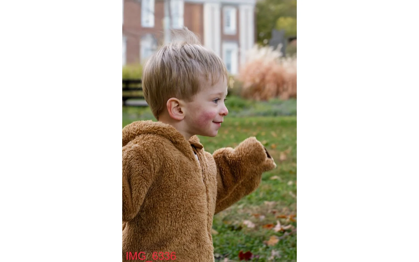 25.11.4_Janeway Family_web-15.jpg