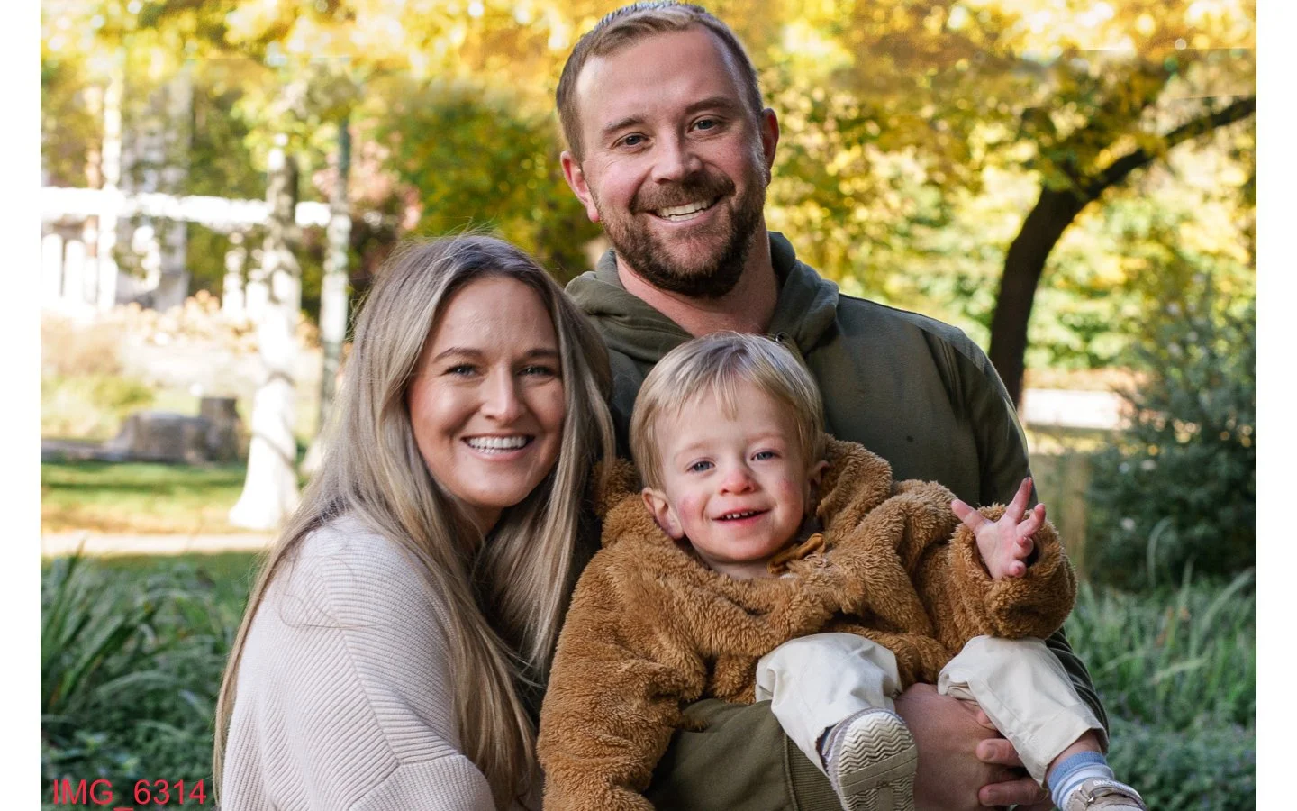 25.11.4_Janeway Family_web-06.jpg