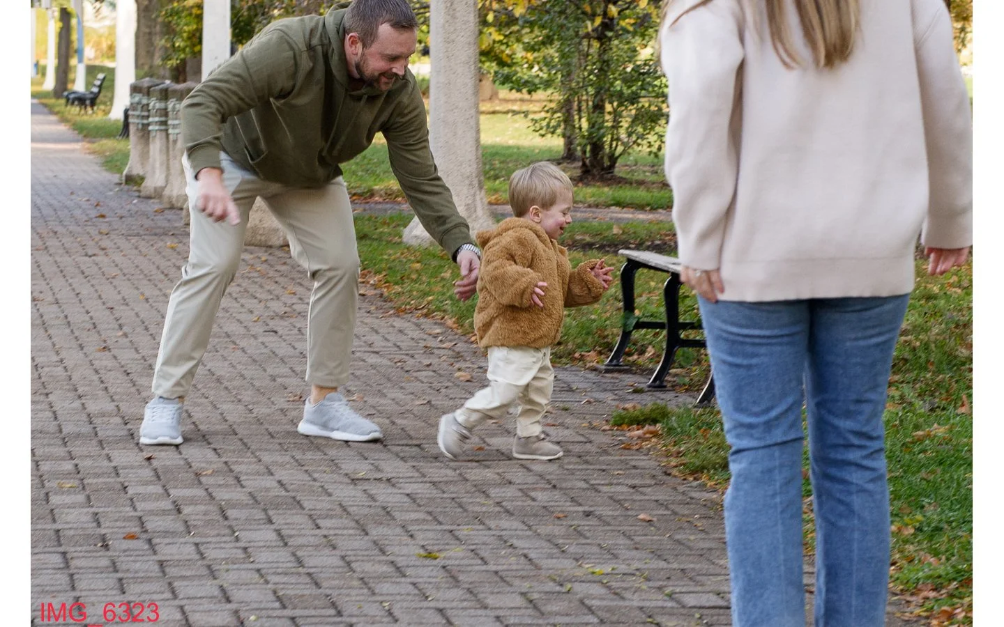 25.11.4_Janeway Family_web-09.jpg