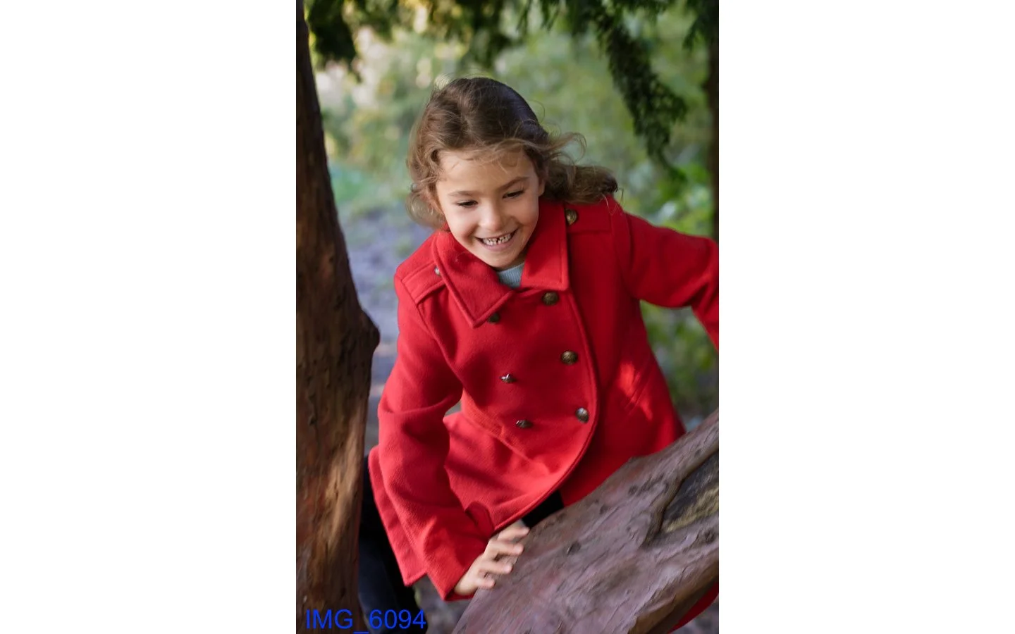 25.11.1_Layda Family_web-13.jpg