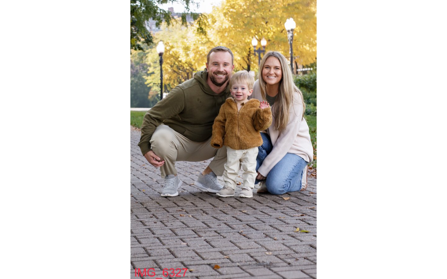 25.11.4_Janeway Family_web-10.jpg