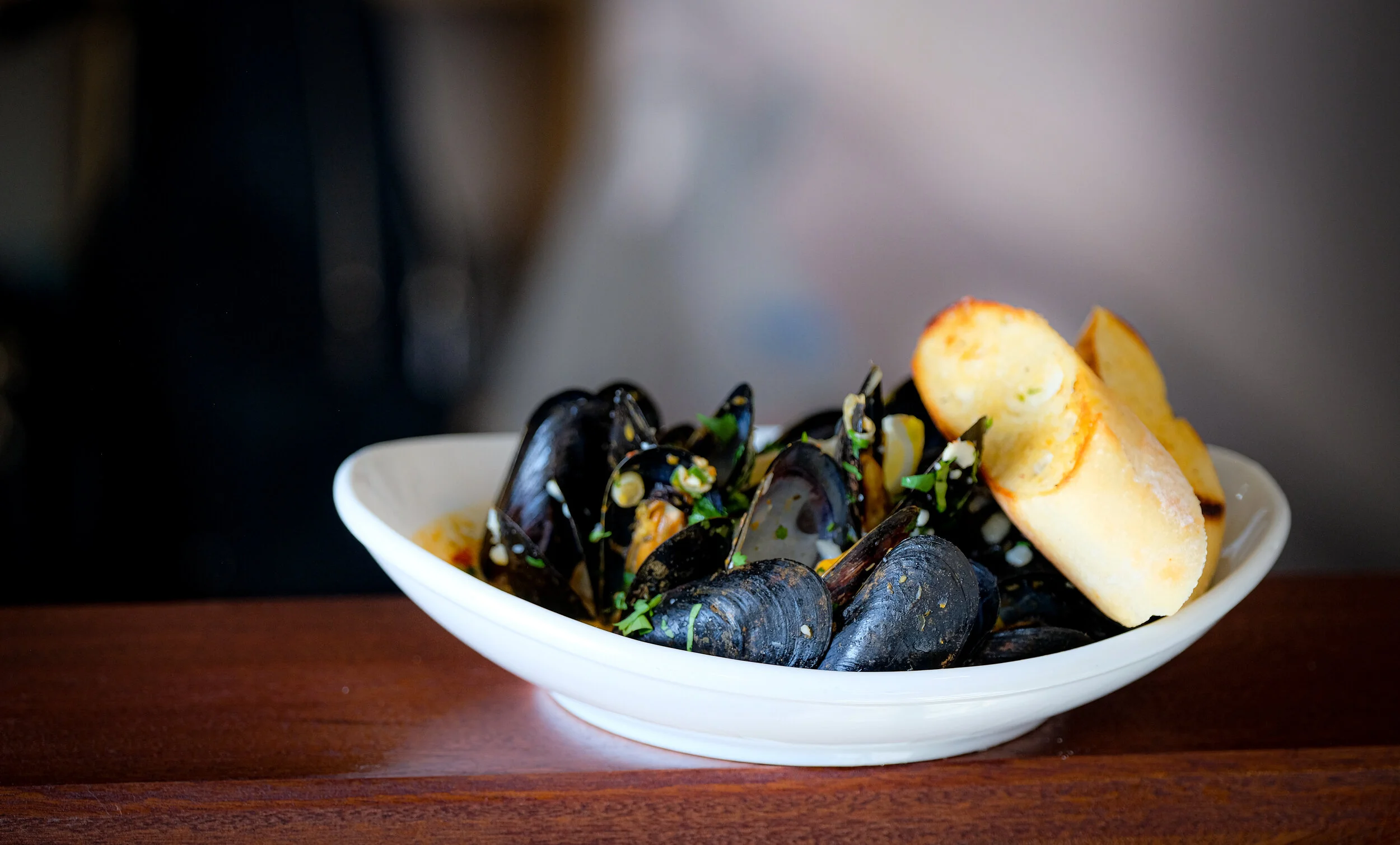 Mahi Mahi's Island Grill Seafood Outer Banks Restaurant