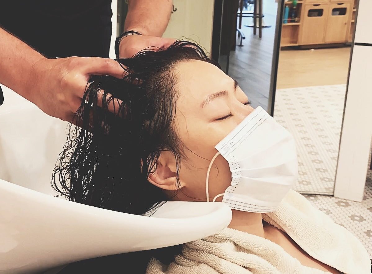 Nice and relaxing scalp massage comes together with your haircut and blowout services 💆🏻&zwj;♀️ 
Make your appointment now (718) 797-1221 📲 
.
.
.
.
.
.

#manicure #gelmanicure #gelpedicure #gel #nails #cleanmanicure #nailsnewyork #nailpolish #nai