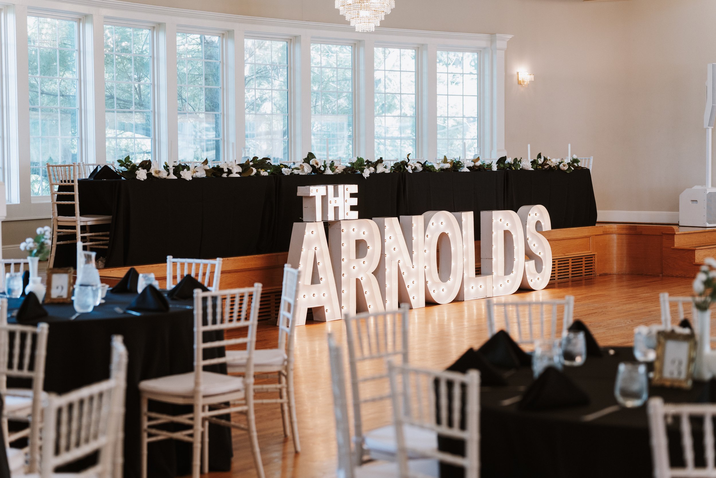 Unique Kansas City Chapel Wedding - 20.jpg