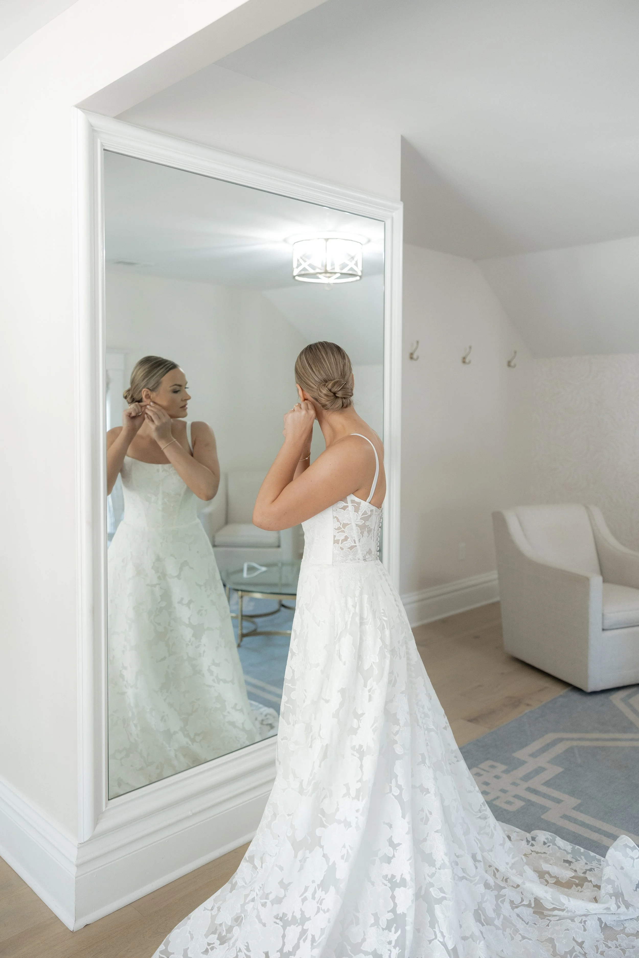 J+S_getting ready_0174.jpg