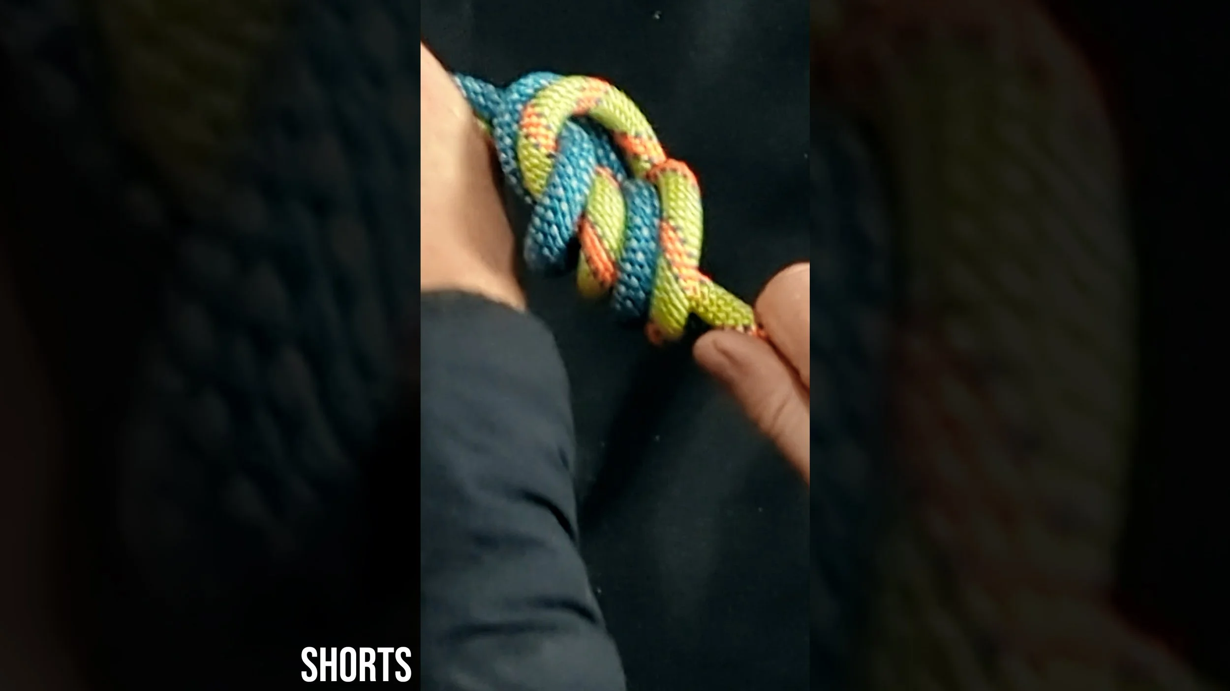 Half Gibbs and Gibbs knots vs the Flat Overhand