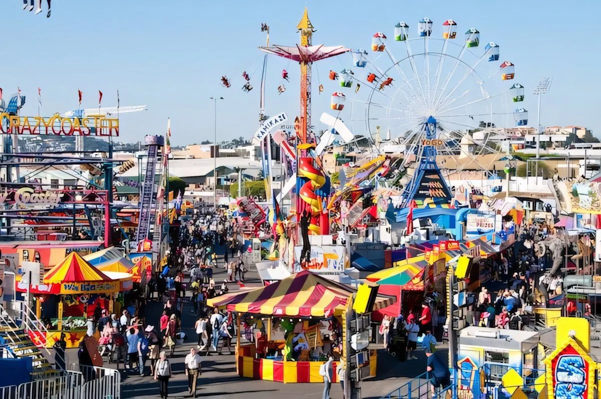 We'll be open as usual 8am-12pm next Wednesday for the Ekka Public holiday. If you need food come say hi! 🎡🐾