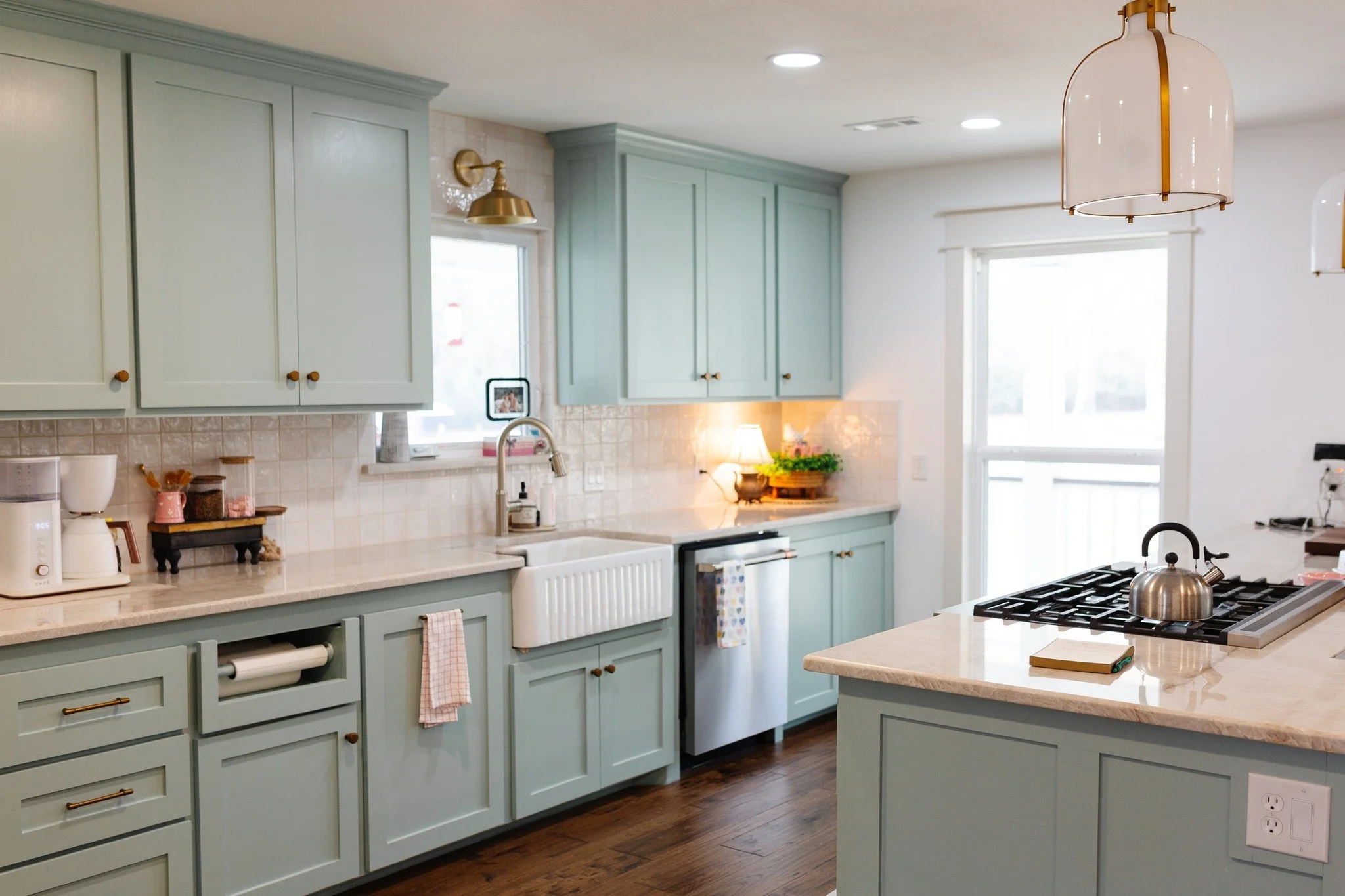 Can we get a little commotion for a glow-up? 👏🏻 The Kelleys were a dream to work with. On my last visit she asked me how it felt to see my designs come to life. And to be honest, the best part is seeing how happy my clients are.