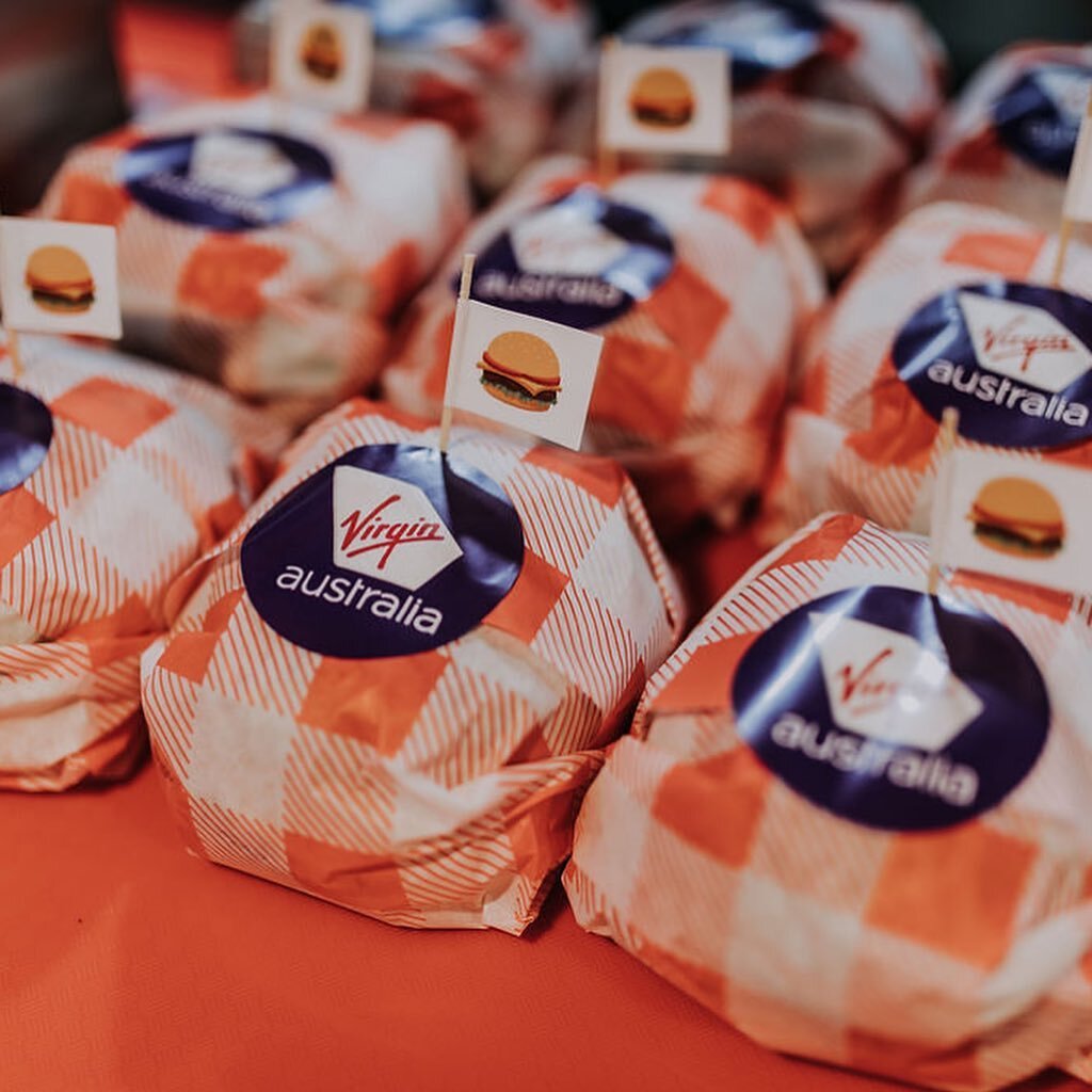 International Burger Day 2019 - the day we smashed out 165 of our famous Ballina Burgers in less than an hour for the Virgin Passengers and Crew. Good times! 🙌 @virginaustralia #ballinaburger #bringiton #covidsucks 🍔