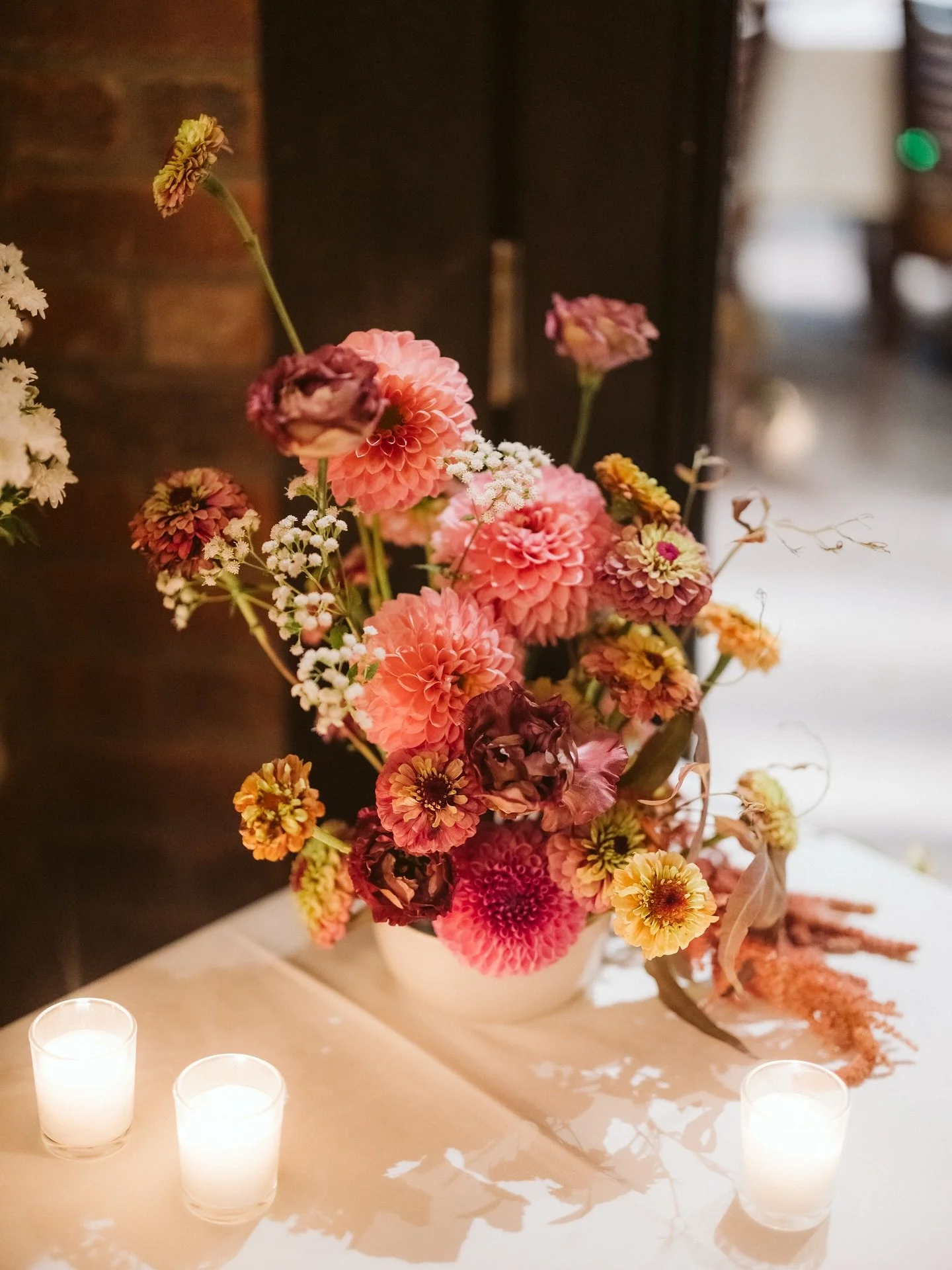 the sweetest lil welcome arrangement, all locally grown goodies 🩷
photo by @okcrowe 😍