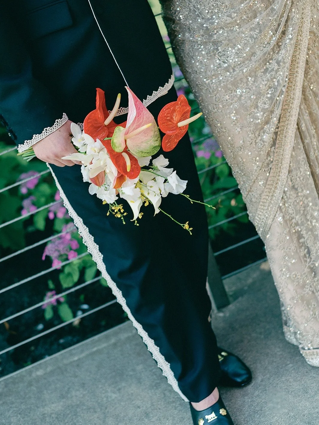 I need the smell of summer // I need its noises in my ear

📸 ; @hannahjanphoto