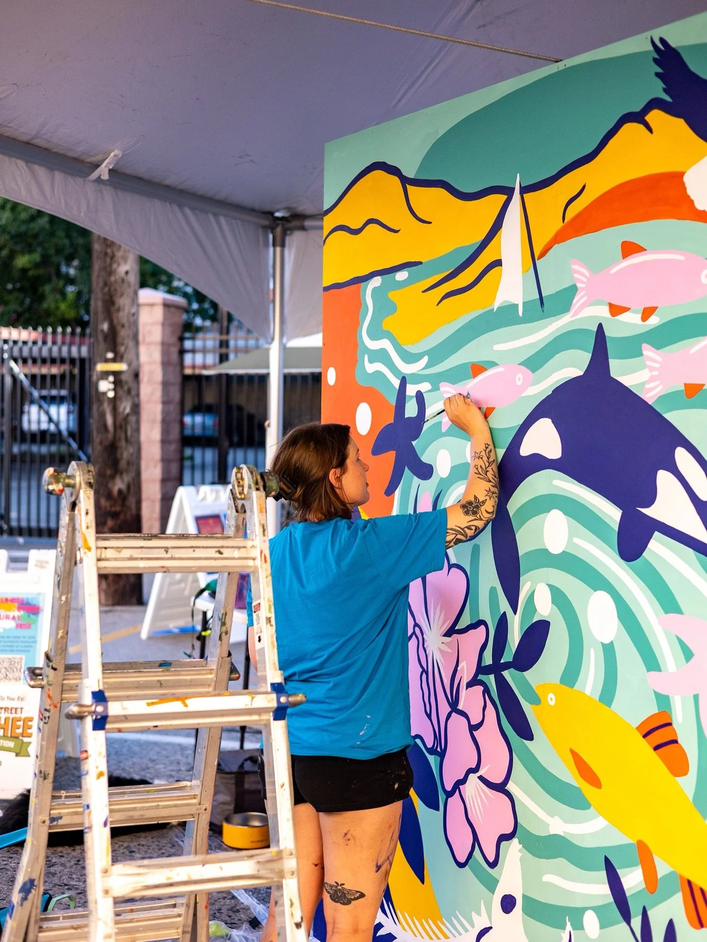Some photos of me and @marnielynnsart working on our panels for @columbiastreetmuralfest . 

I&rsquo;ve been loving reading all the little news articles about the first-ever Wenatchee mural festival. It is so cool to see a community come together to 