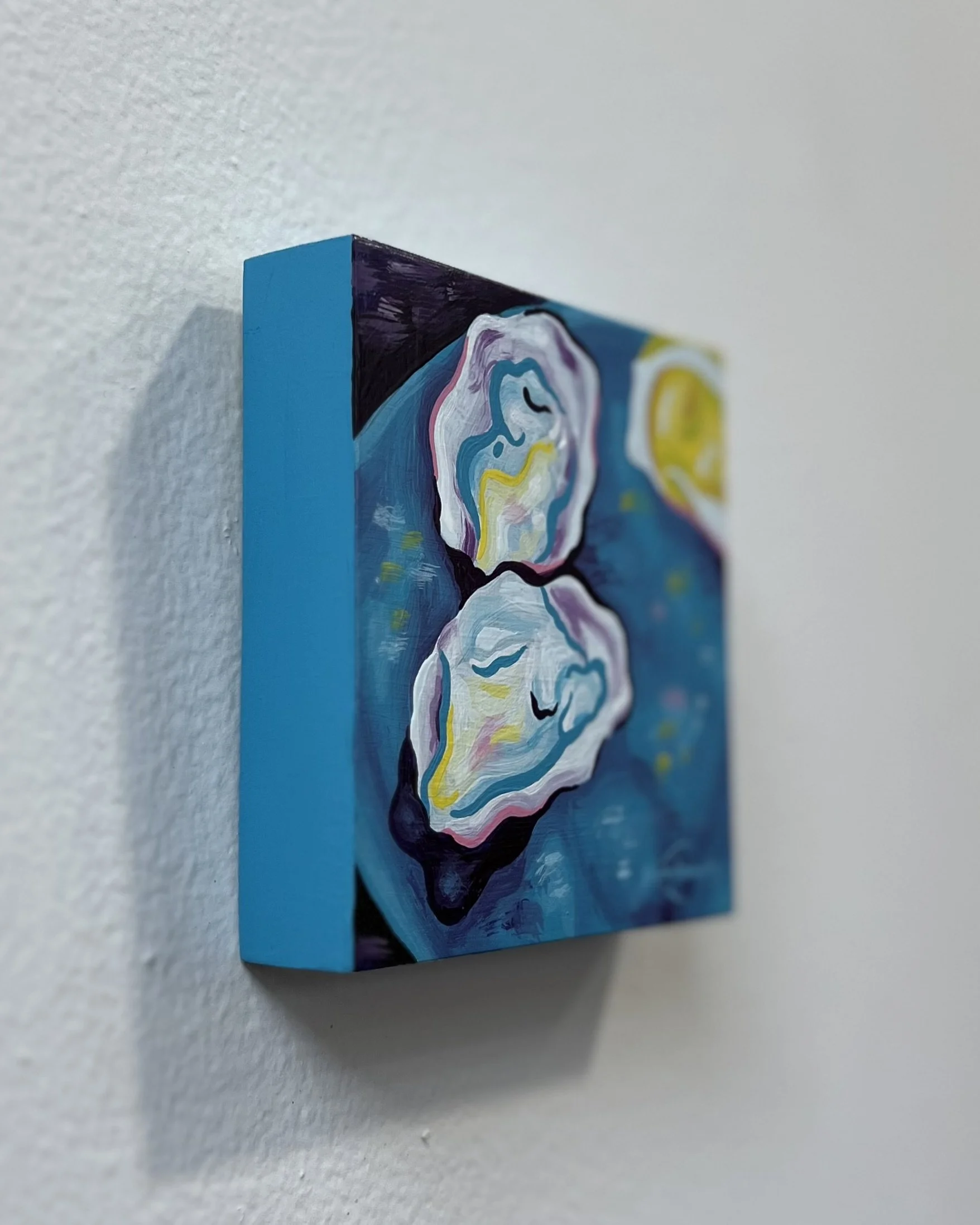 Two Oysters Angle.jpeg