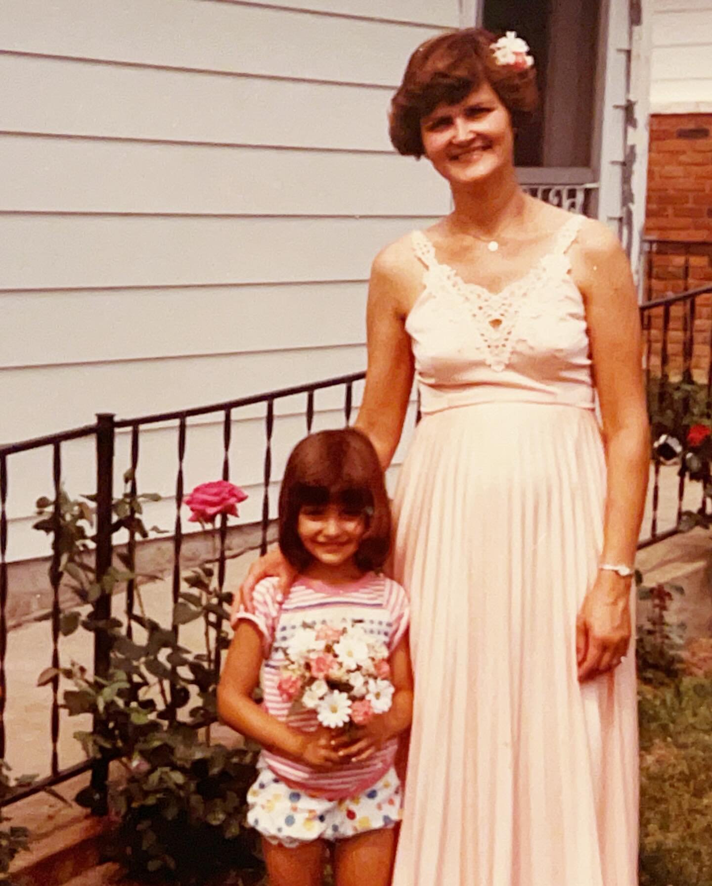 Happy Mother&rsquo;s Day to the woman I&rsquo;ve always looked up to. ❤️

And hugs to all the moms who are now caring for their mamas. 

#mothersday #sandwichgeneration #momlife