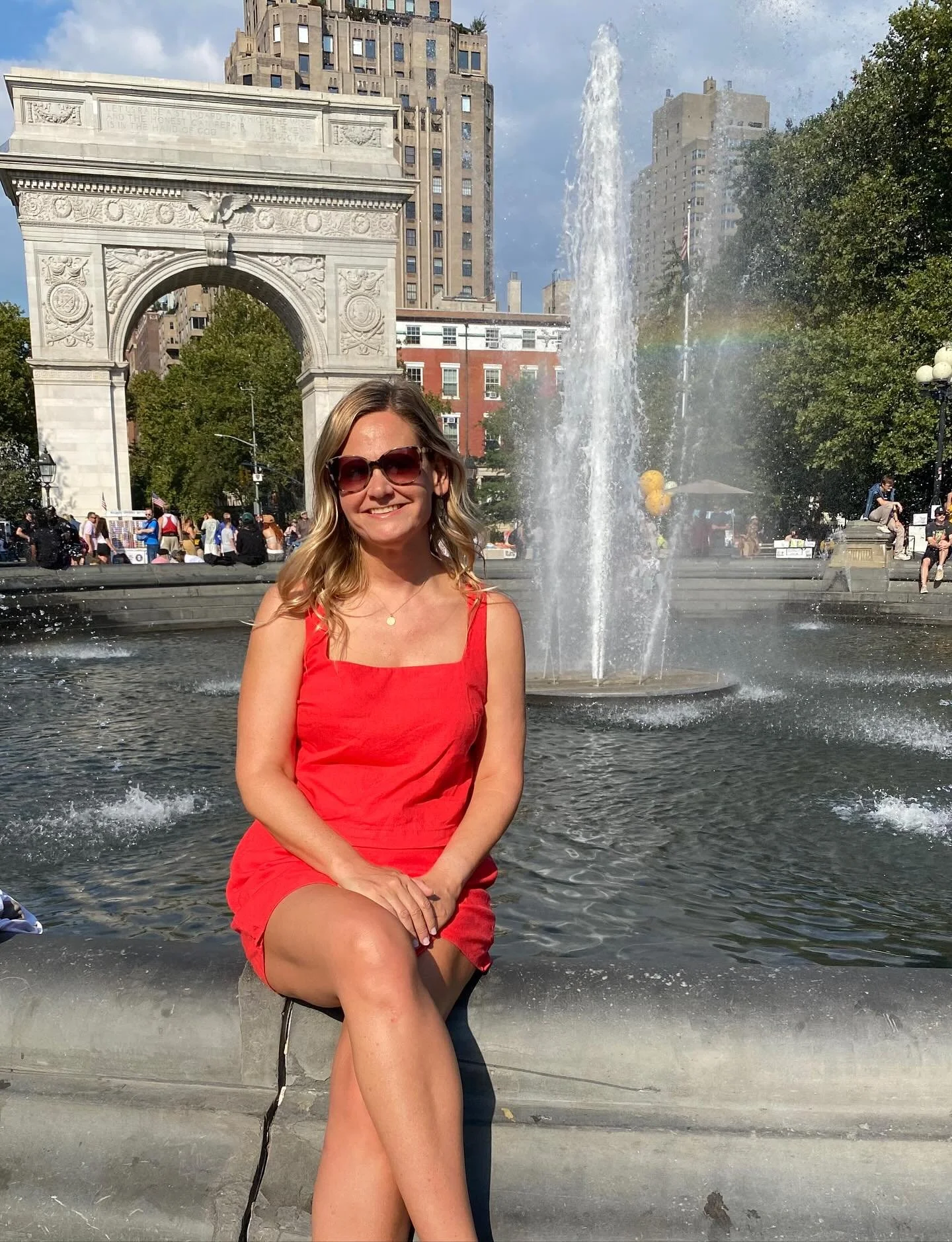 Enjoyed an amazing weekend exploring New York City, eating our way through the Feast of San Gennaro in Little Italy, watching the Rangers play the Mets, catching Six on Broadway and getting a bird&rsquo;s eye view of NYC from The Edge! 🍝⚾️🎭 #newyor