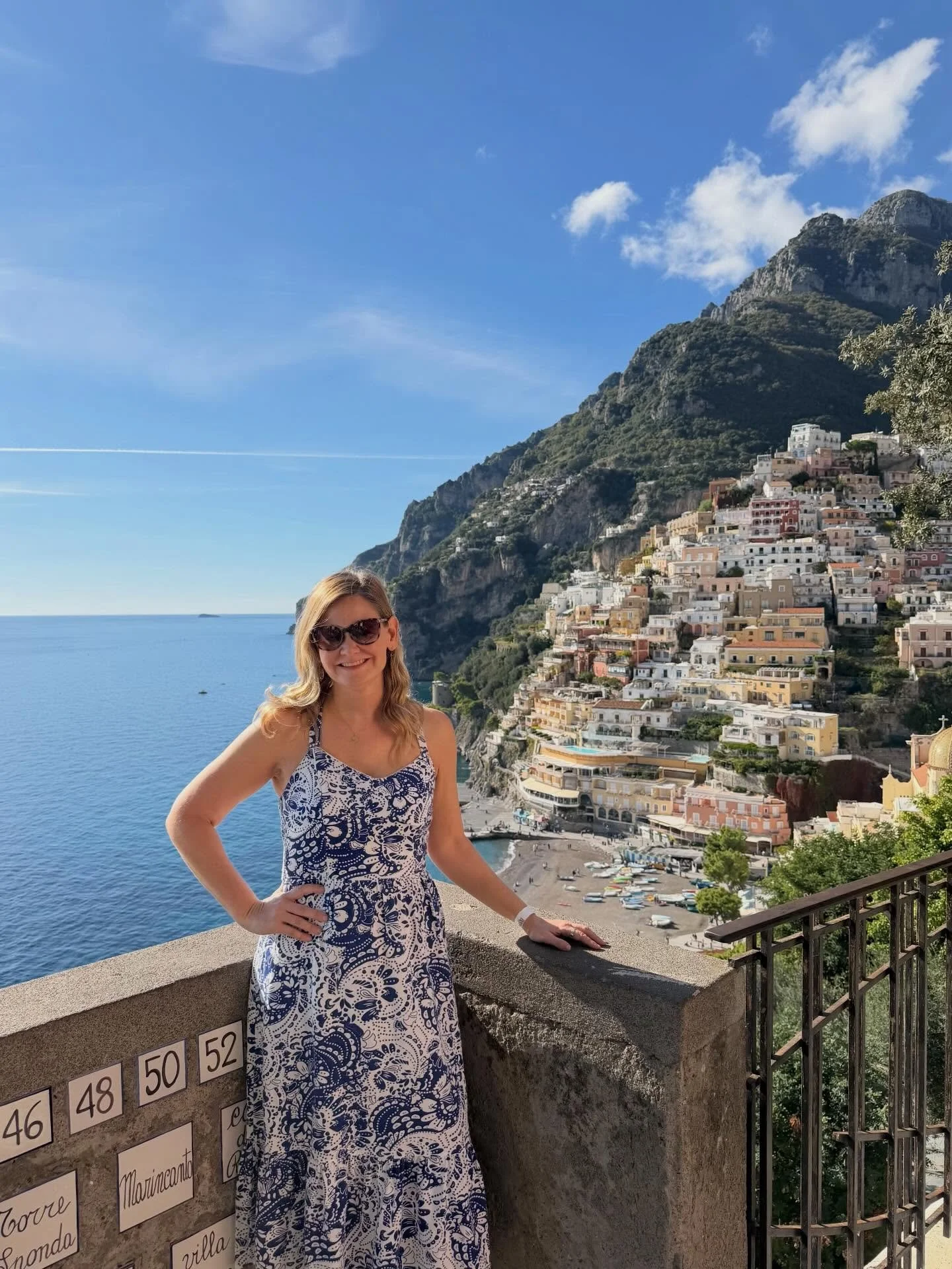 I loved soaking up the sun, being on the water and taking in the views on the stunning Amalfi Coast! 🍋🇮🇹☀️ #amalficoast #positano #amalfi #amalficoastitaly #roadjesstravels