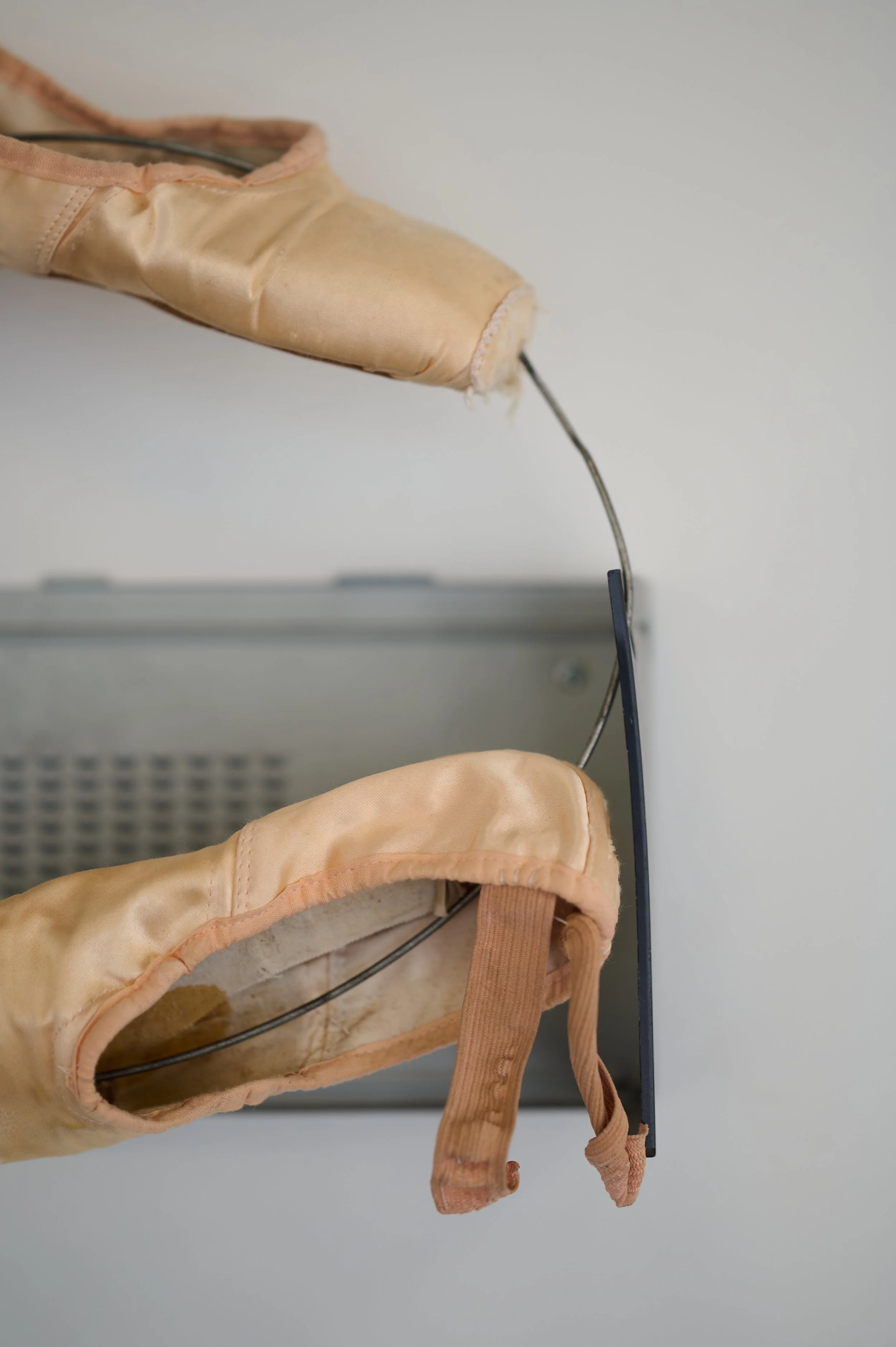 Twentysix Gallery, Making Do, Phoebe Laird, Roundabout, 5.jpg