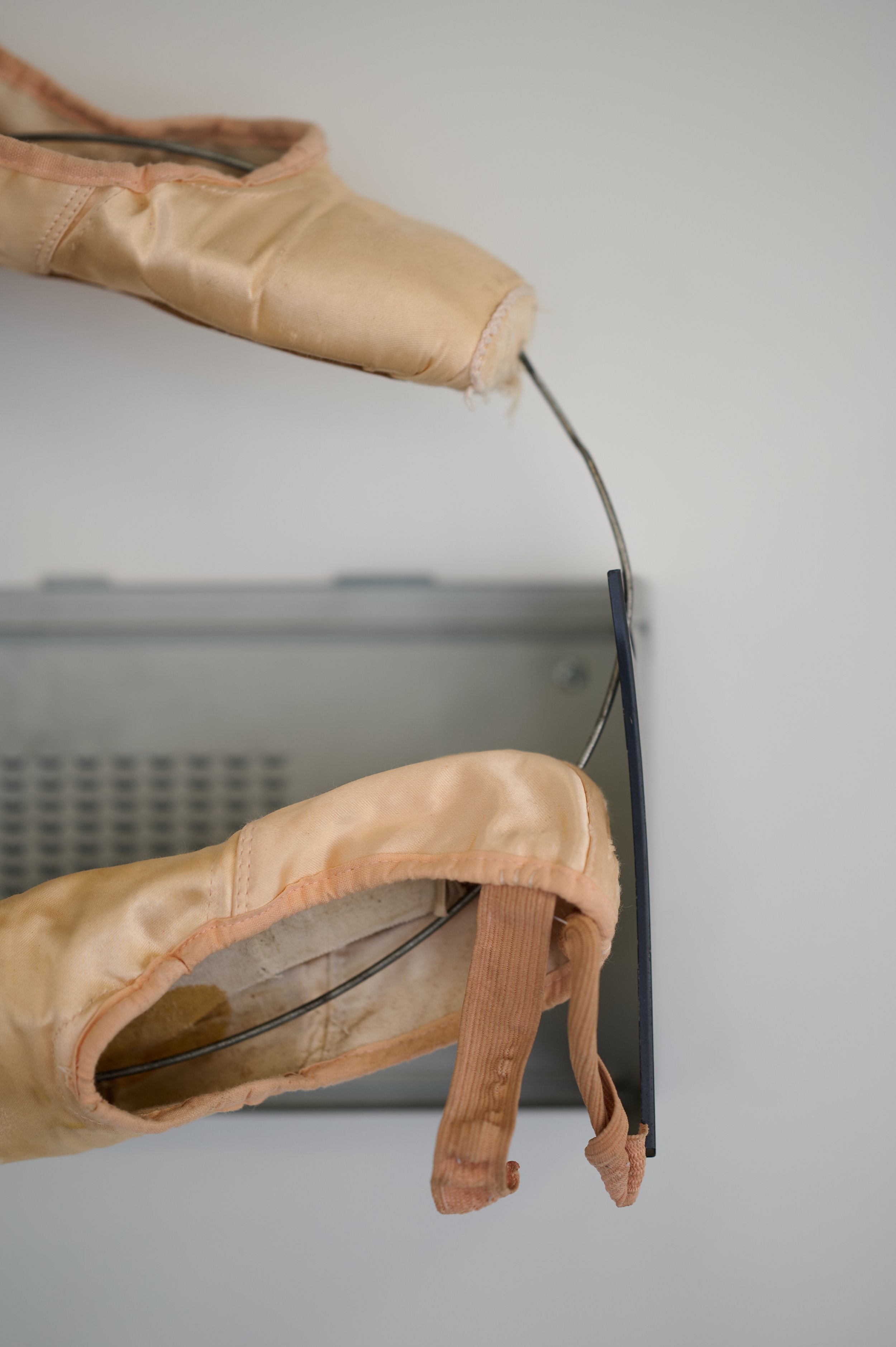 Twentysix Gallery, Making Do, Phoebe Laird, Roundabout, 5.jpg