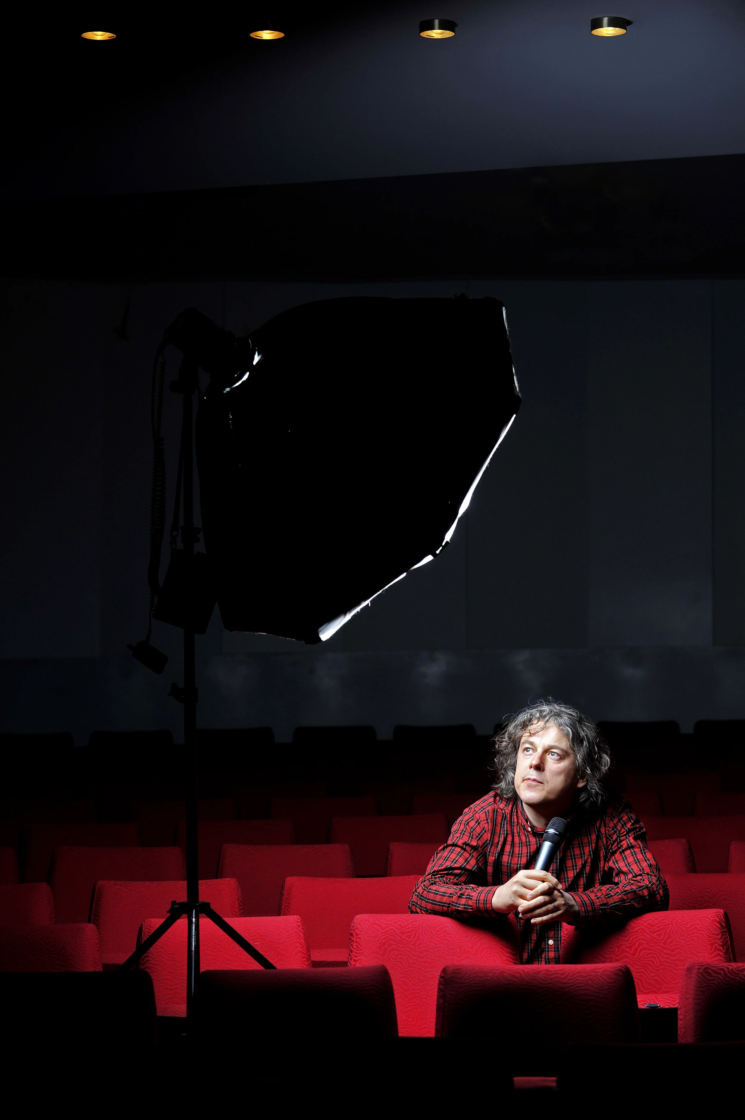 ALAN DAVIES-341900.jpg