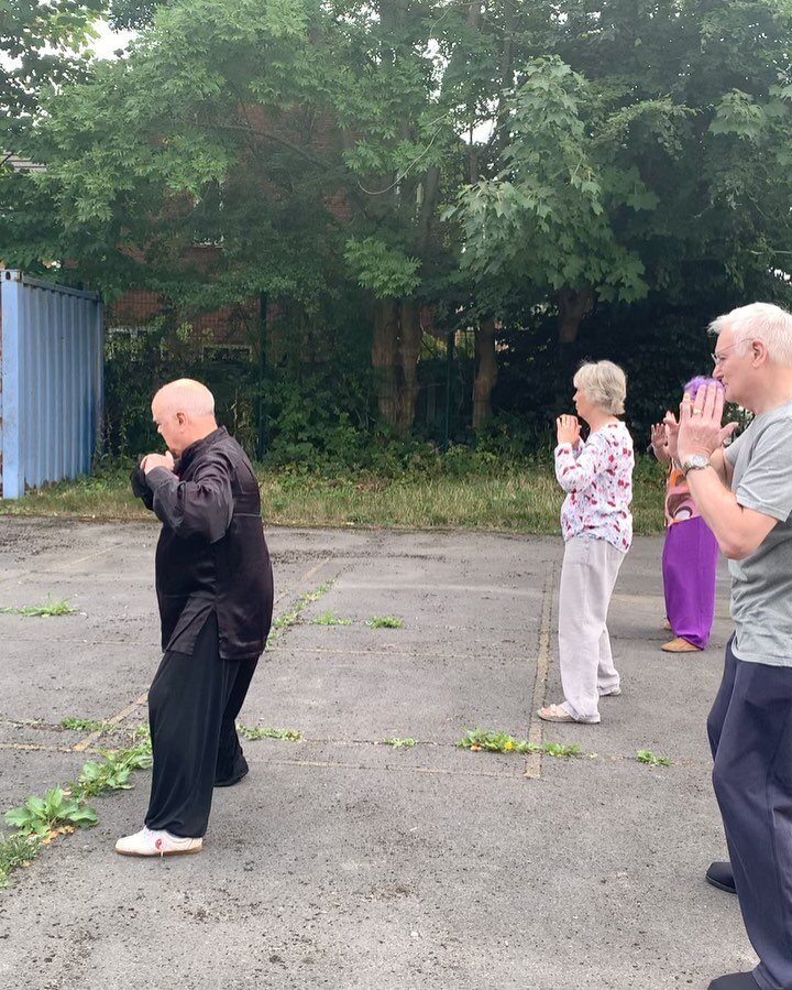One of the many offerings we have here at the Tree of Life Centre, come down and enjoy the peace and tranquility, but also the empowerment of self-defence found in tai-chi with our redefined expert, Dave! 🥋✌🏾

#taichi #martialarts #communityoutreac