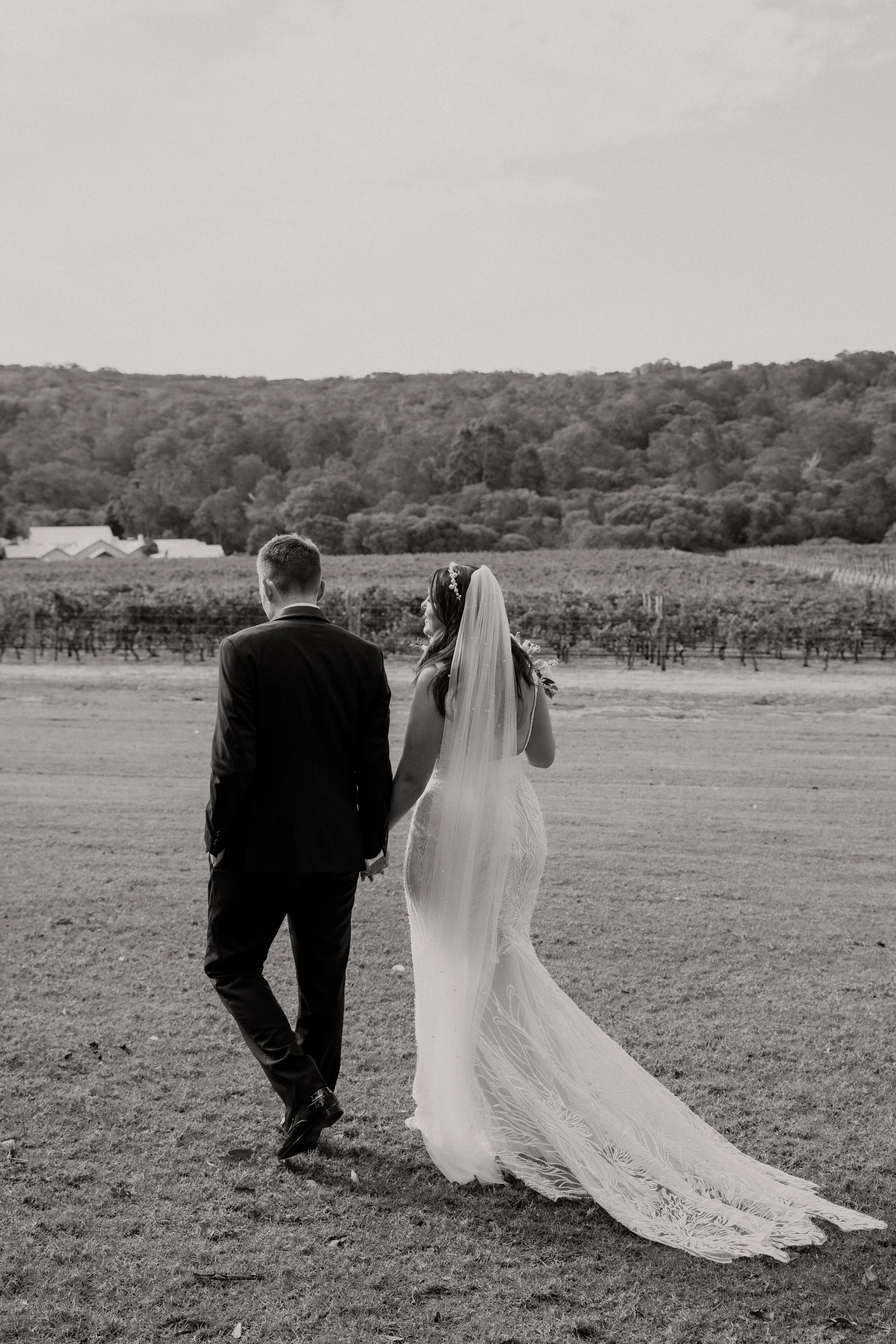       
  
      const searchread_66829e7d85328b1b189433f3 = `Jordan and Chanel


Flutes Estate Winery was the stunning backdrop for a Jordan and Chanel's wedding day. The elegant setting provided the perfect mix of luxury and romance as the couple sh
