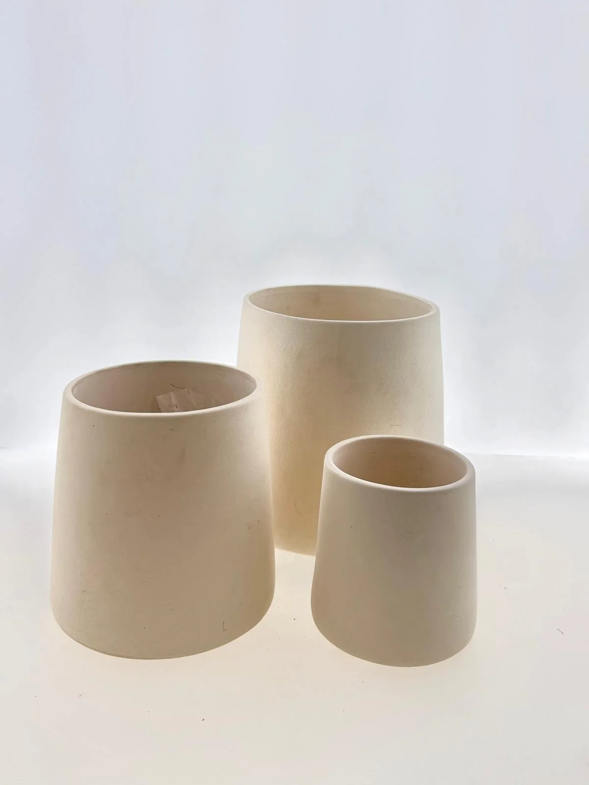 Vaniļas toņa podiņi