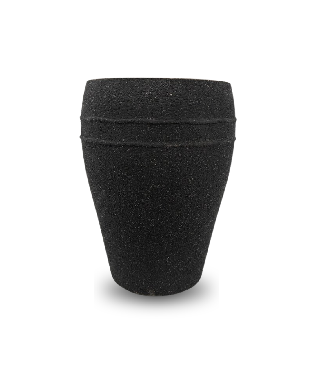 Brūns kompozītmateriāla pods ar reljefu.