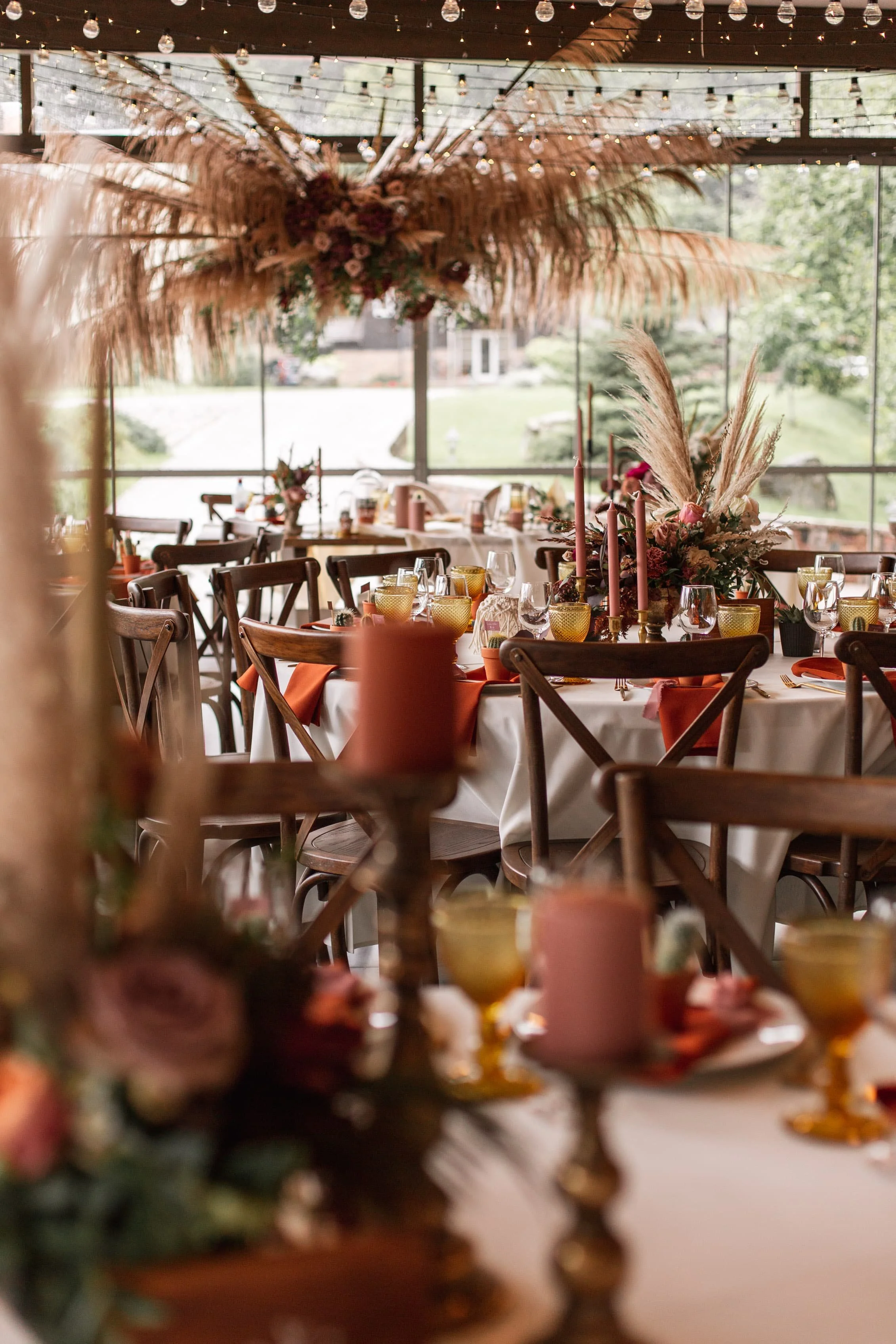 Podi un podi krēsli.jpeg