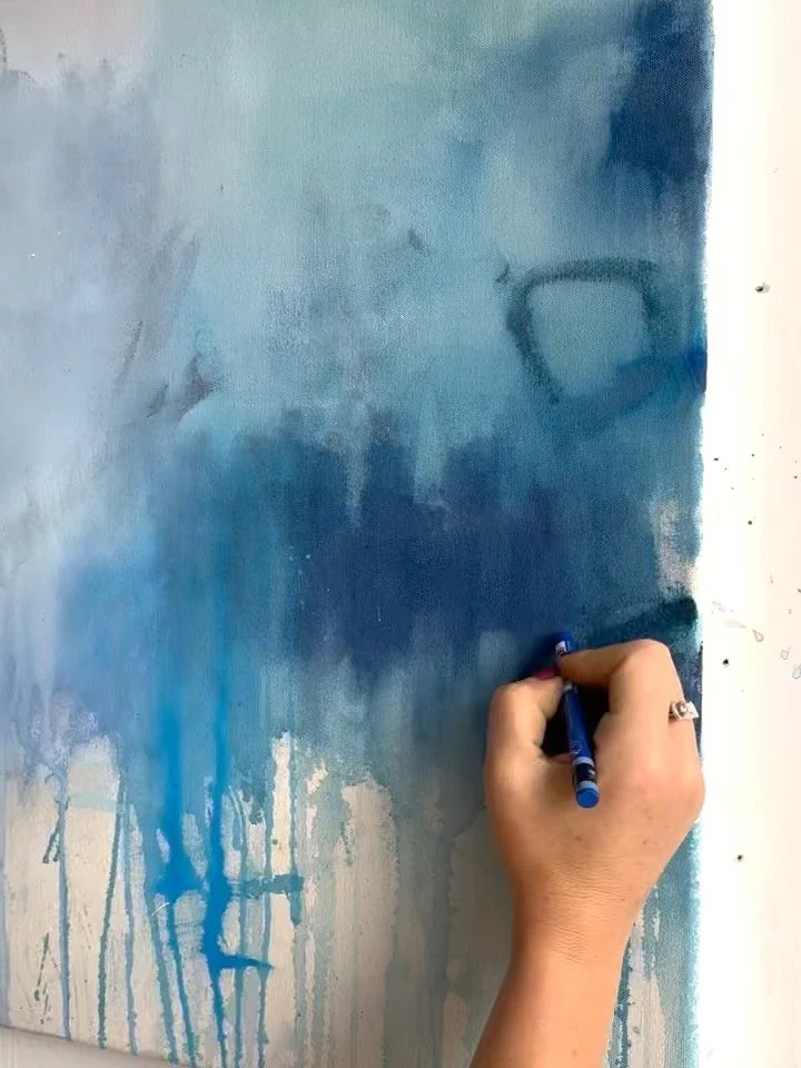 Recent moments from the studio ☀️

My studio is my sanctuary. A place where I can switch off from the outside world, follow my intuition and simply be. 

I can experiment, make mistakes, get lost in the process and allow the paintings to unfold in th