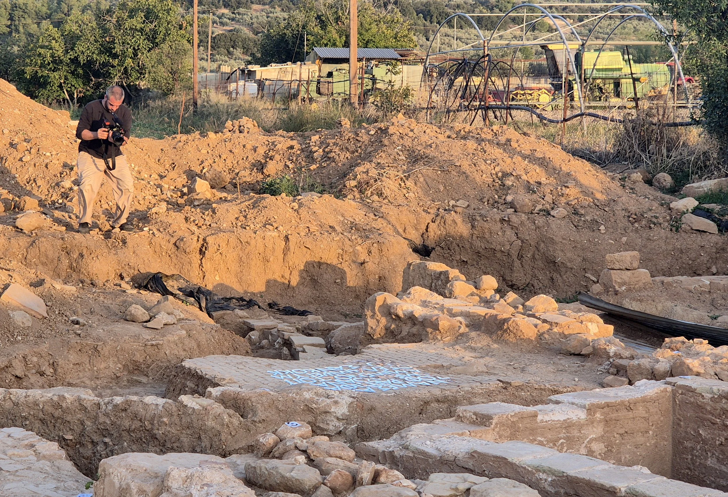 ΧΑΜΩ,  2024, τεκμηρίωση