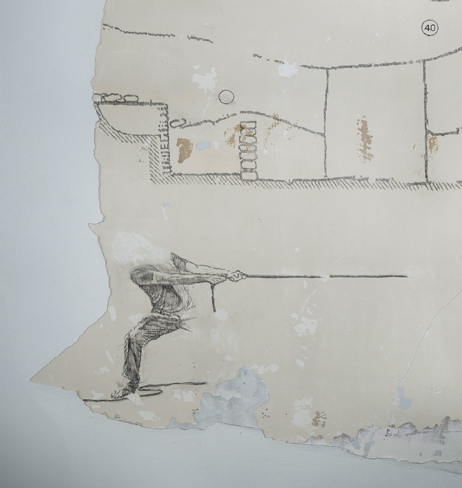 "Το Σχέδιο". In situ εικαστική παρέμβαση σε κατοικία στη Θεσσαλονίκη. Γραφίτης σε εσωτερικό επίχρισμα τοίχου, 165x185 εκ., λεπτομέρεια. 