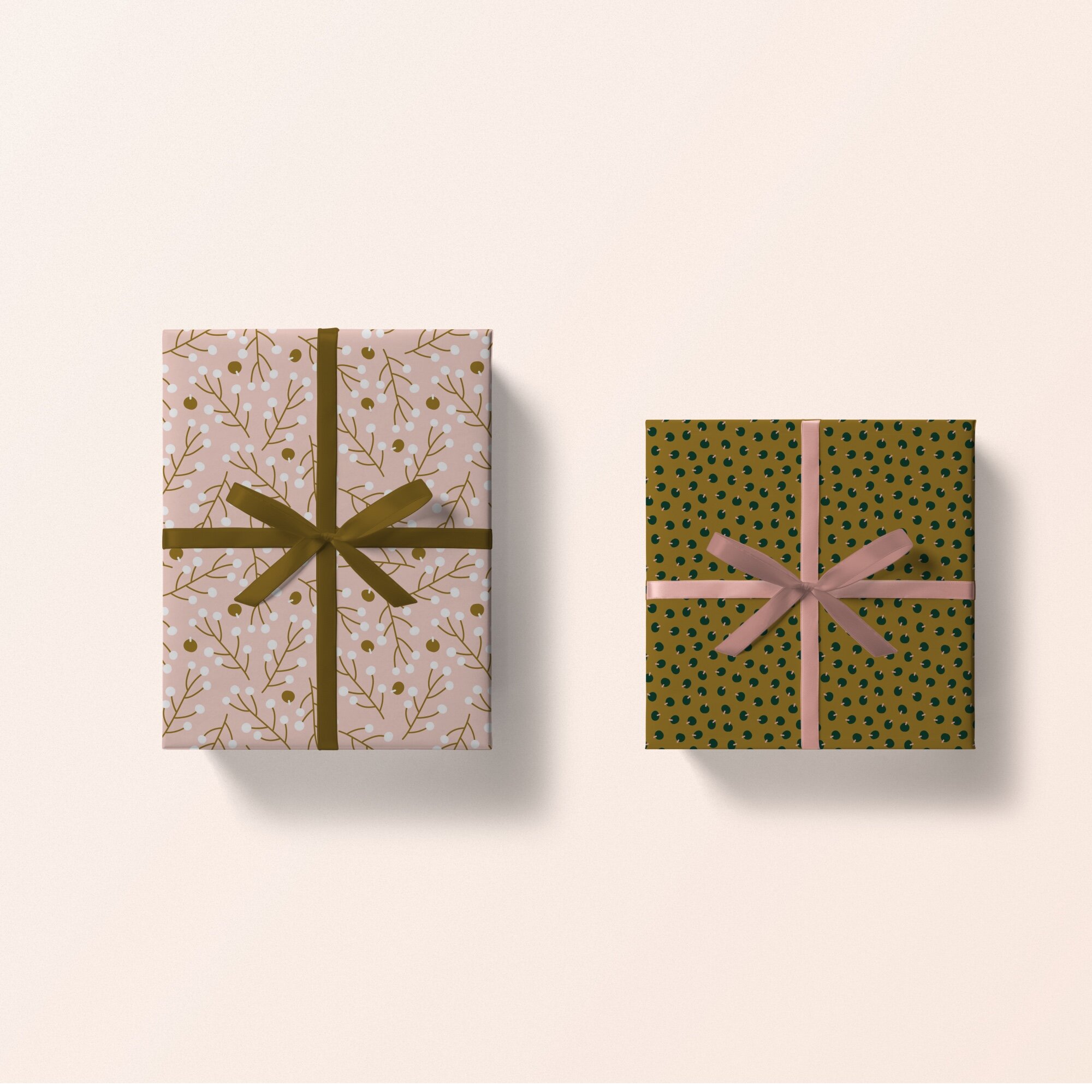 Christmas_Box_Mockup.jpg