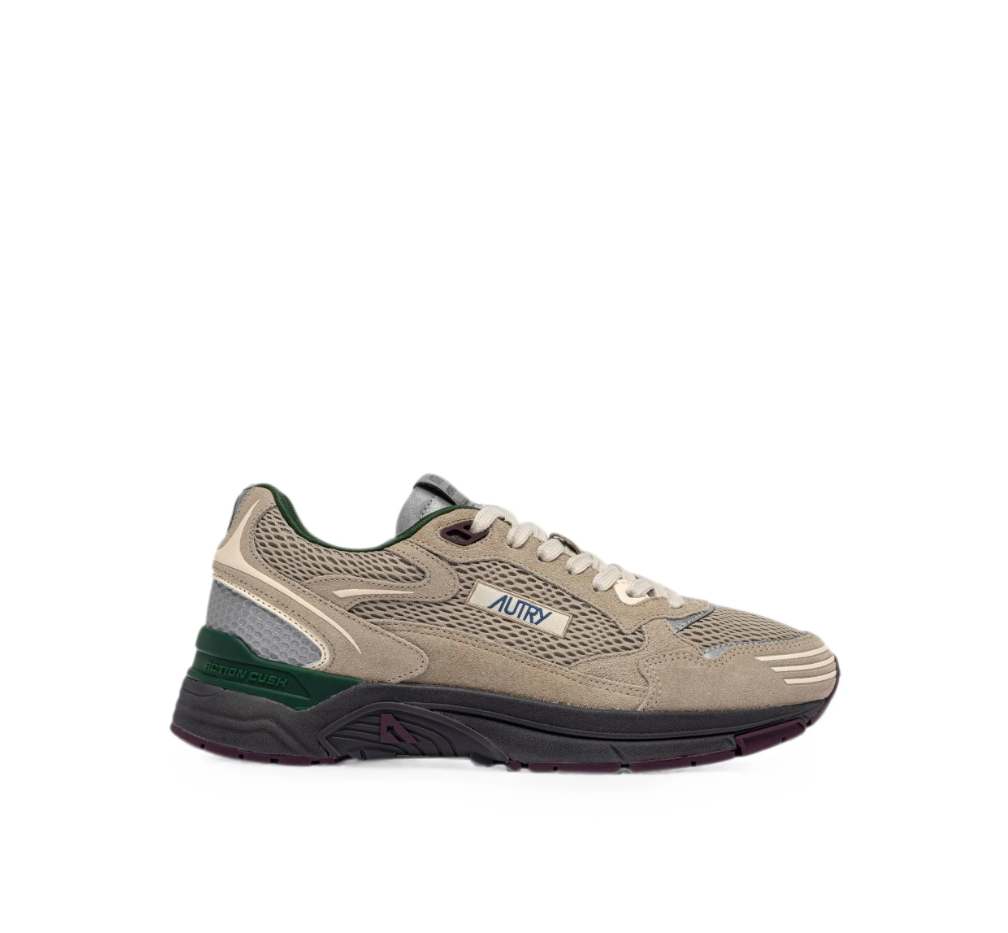 Autry Hyperway sneakers for men in beige with mesh panels, logo patch, and lace-up fastening.
