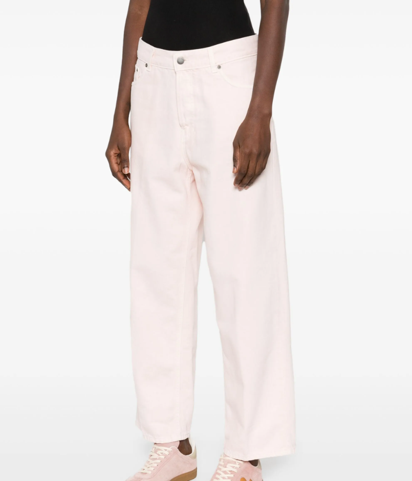 Haikure Betty jeans in soft ecru pink made from organic cotton with five-pocket design.
