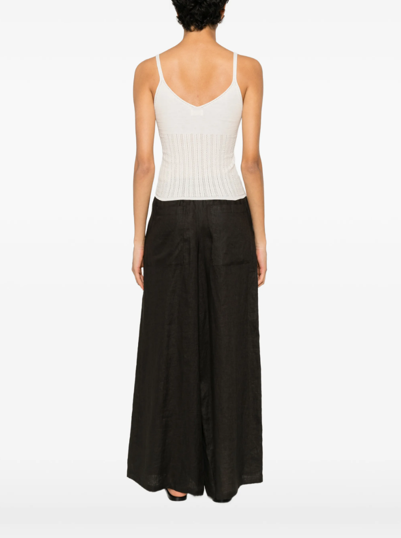 Drykorn FRANCYANE_2 knit top in coconut milk with spaghetti straps, V-neck, and slim fit in 100% cotton.