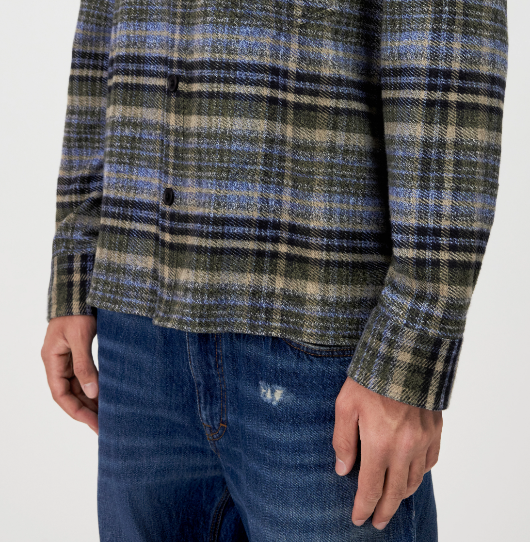 Drykorn DIEGGO overshirt in ivy green check cotton twill with relaxed fit and chest pocket.