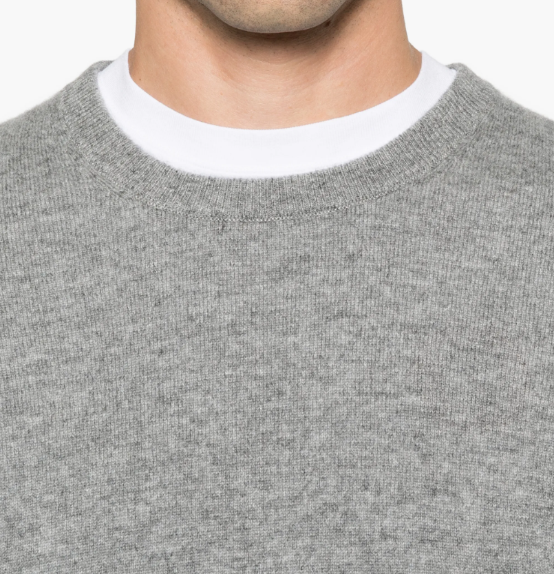 FROM FUTURE men's Crewneck Cashmere Sweater in Gris Chiné Foncé, crafted from 100% pure cashmere with refined ribbed trims.