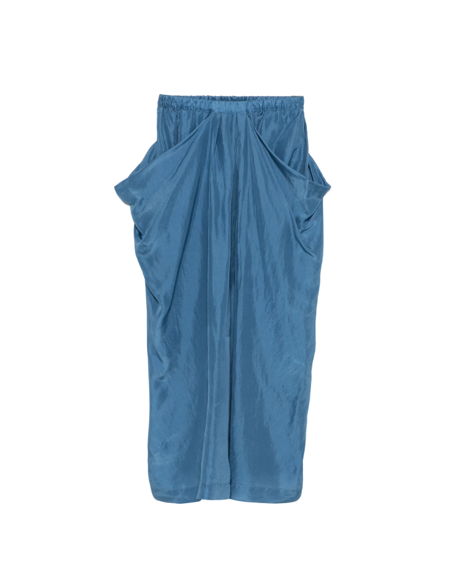 Tela Utopia draped midi skirt in blue silk with elastic waistband, gathered details, and pockets.